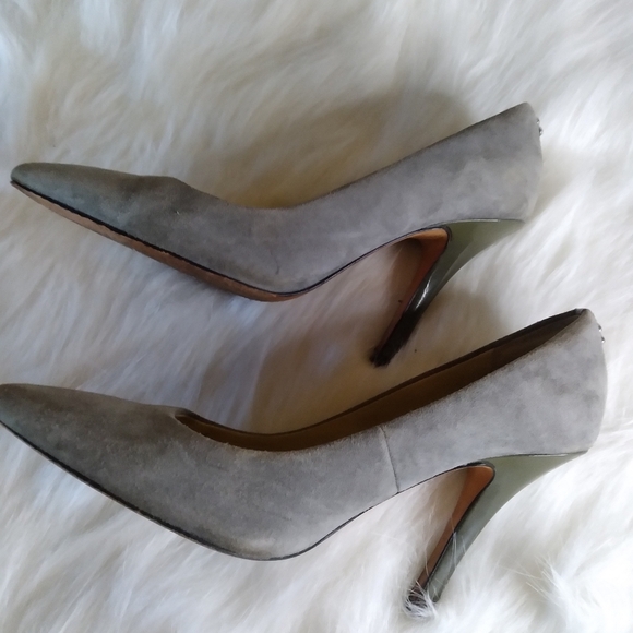 coach grey suede heels size 5.5 - Picture 5 of 10